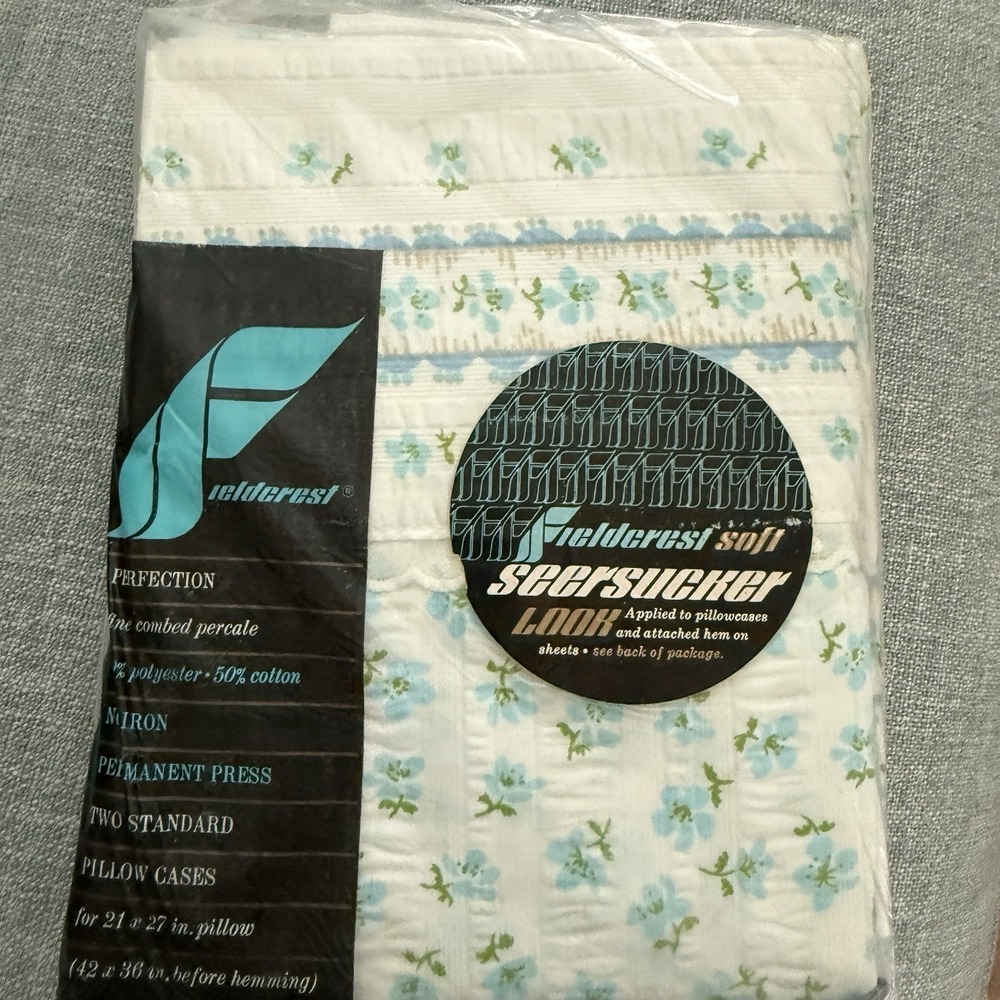 Vintage NIP FIELDCREST  Polycotton Seersucker Standard Pillowcases 21x27 USA‎